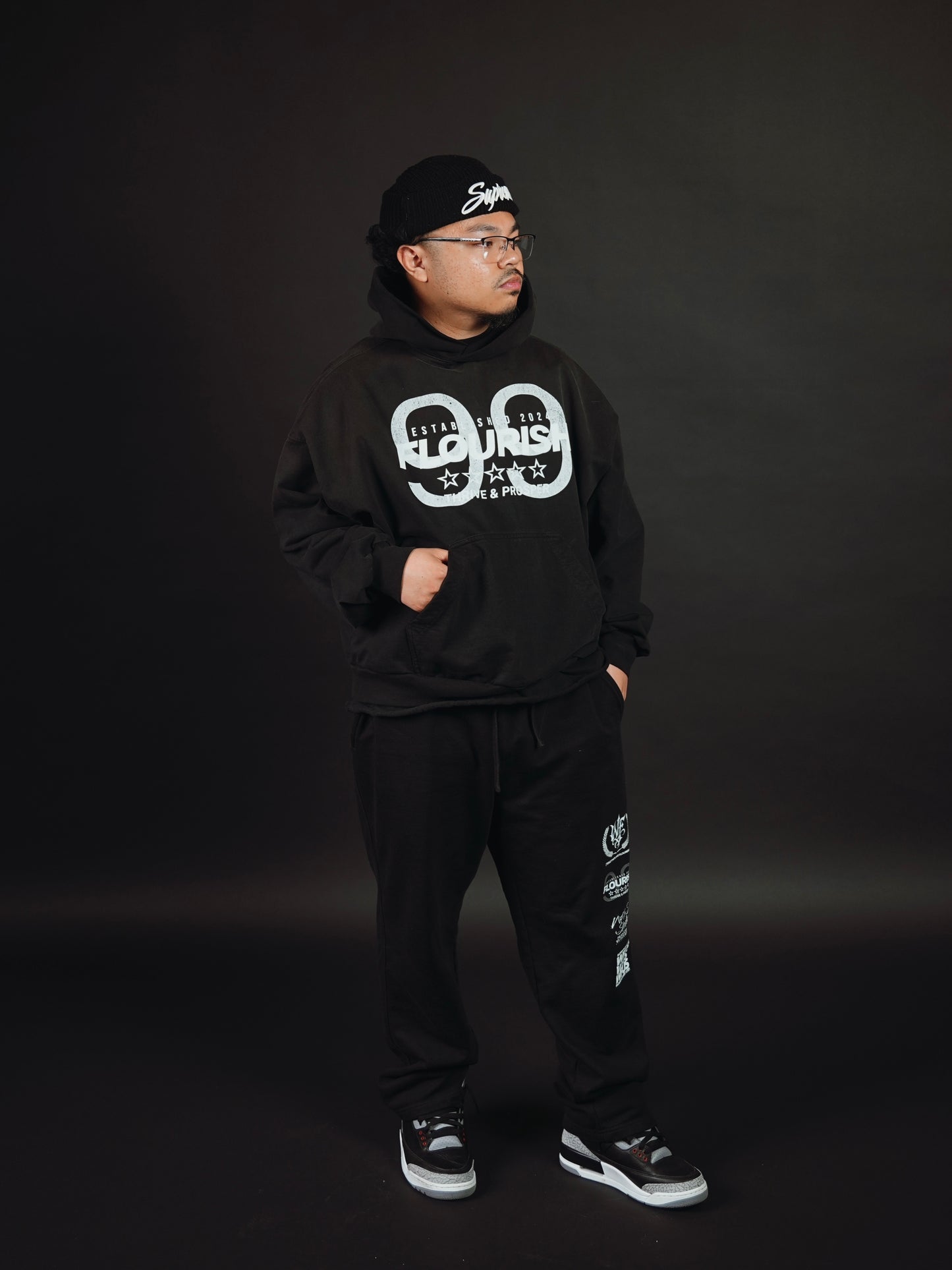 FLOURISH "WFUS ESSENTIAL" RELAXED SWEATPANTS - ONYX BLACK